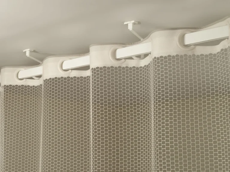 With+On+The+Right+Track®+patented+track+and+Hookless®+Ring+technology+you+can+replace+hospital+cubicle+curtains+in+less+than+a+minute,+without+using+ladders_+-+Cut+laundry+cost+-+Improve+HCAHPS+Scores+-+Ensure+a+clea